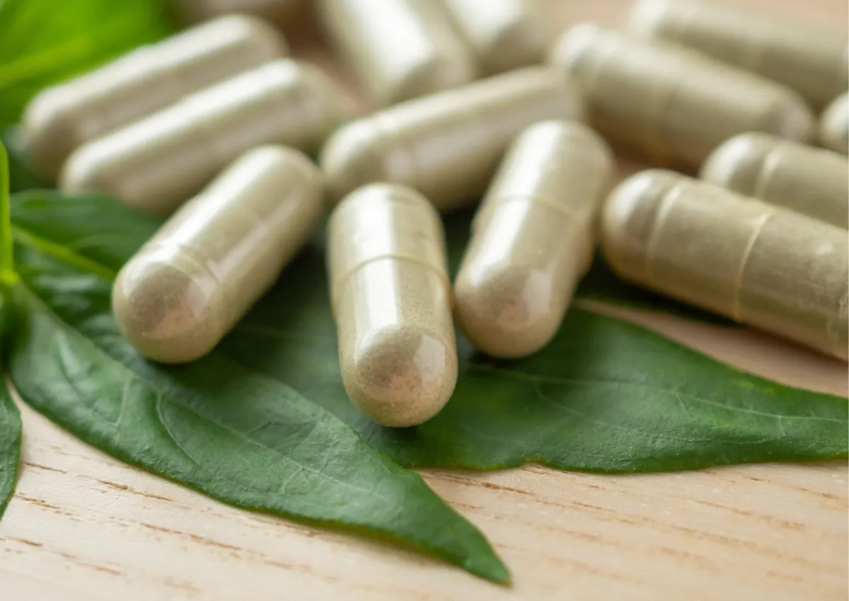 Plantes médicinales sélectionnées, extraits titrés et standardisés pour une efficacité prouvée